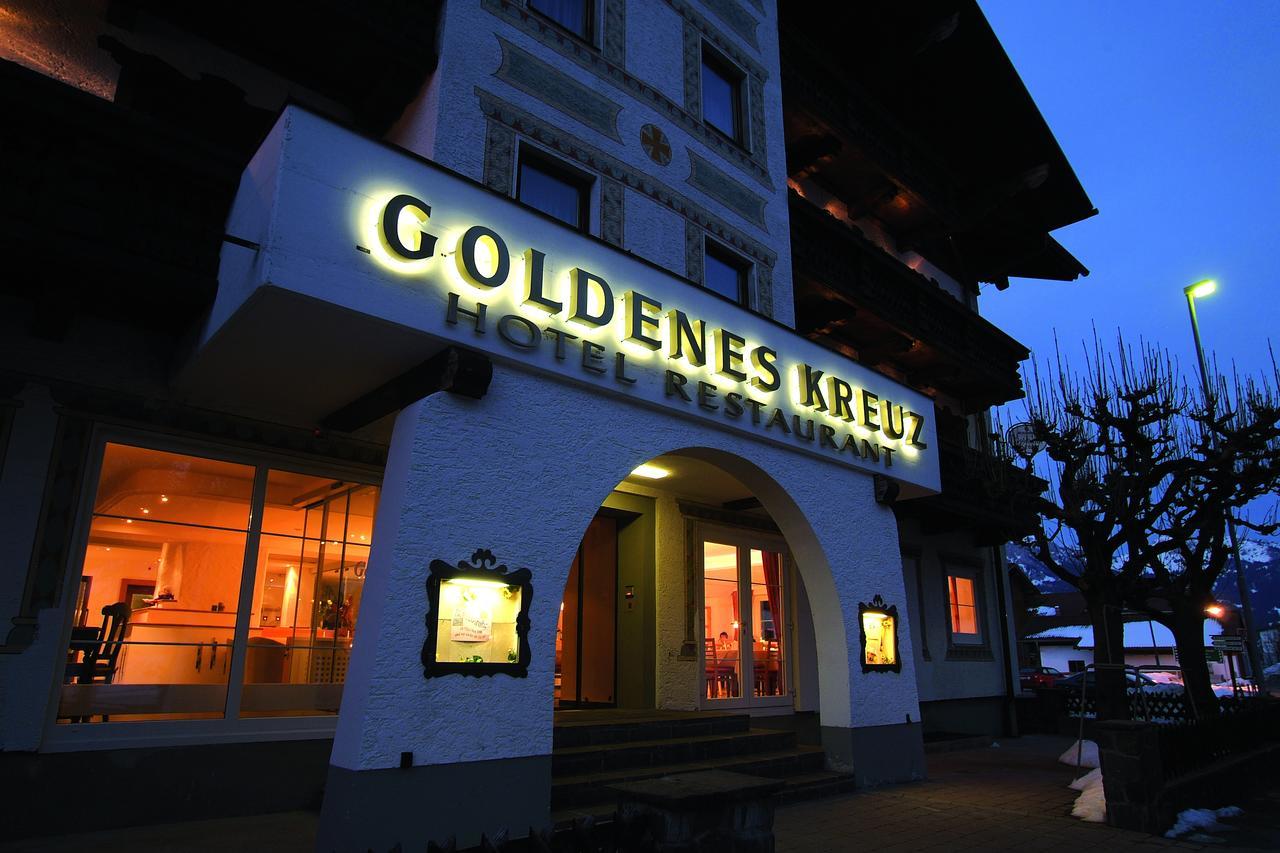 Hotel Goldenes Kreuz ทันน์ไฮม์ ภายนอก รูปภาพ