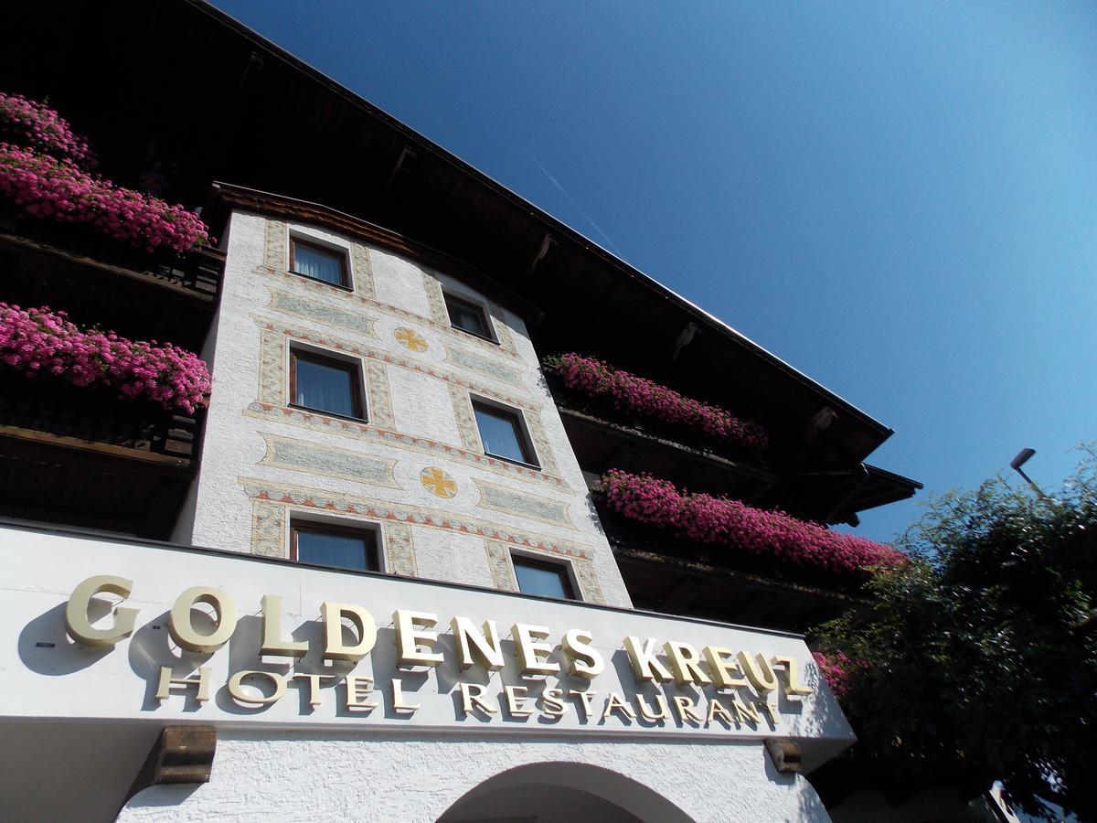 Hotel Goldenes Kreuz ทันน์ไฮม์ ภายนอก รูปภาพ