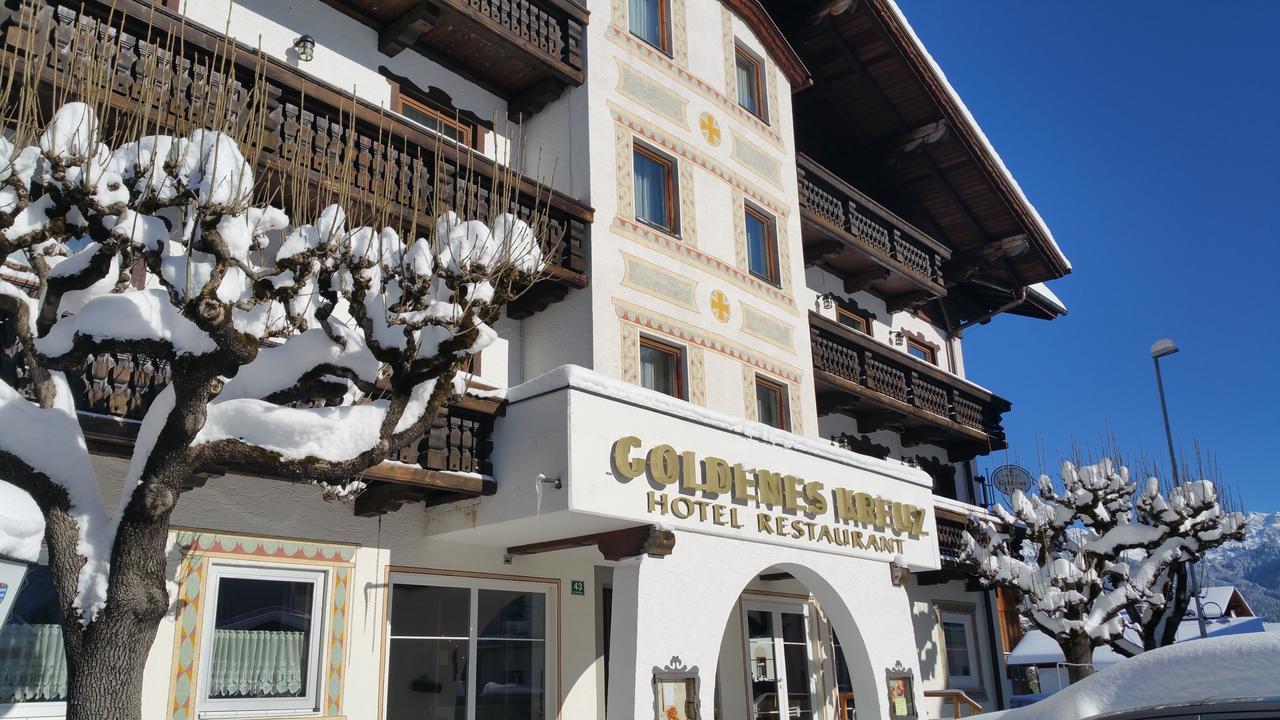 Hotel Goldenes Kreuz ทันน์ไฮม์ ภายนอก รูปภาพ