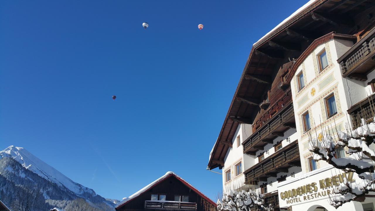 Hotel Goldenes Kreuz ทันน์ไฮม์ ภายนอก รูปภาพ